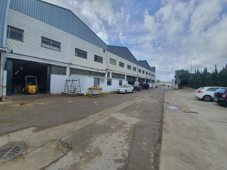 Industrial in Alcalá de Guadaíra for lease - Building Photo - Image 3 of 14