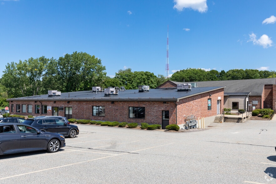 220 Reservoir St, Needham, MA 02494 | LoopNet
