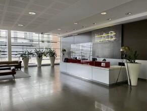 Office in Ivry-sur-Seine for lease Interior Photo- Image 1 of 7