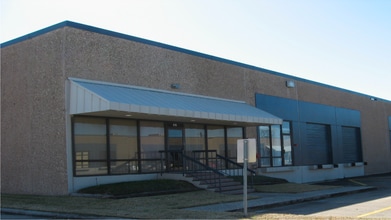 3701-3749 Yale St, Houston, TX for lease Building Photo- Image 1 of 3