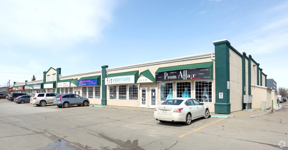 10019 166 St NW, Edmonton, AB for sale - Building Photo - Image 3 of 3