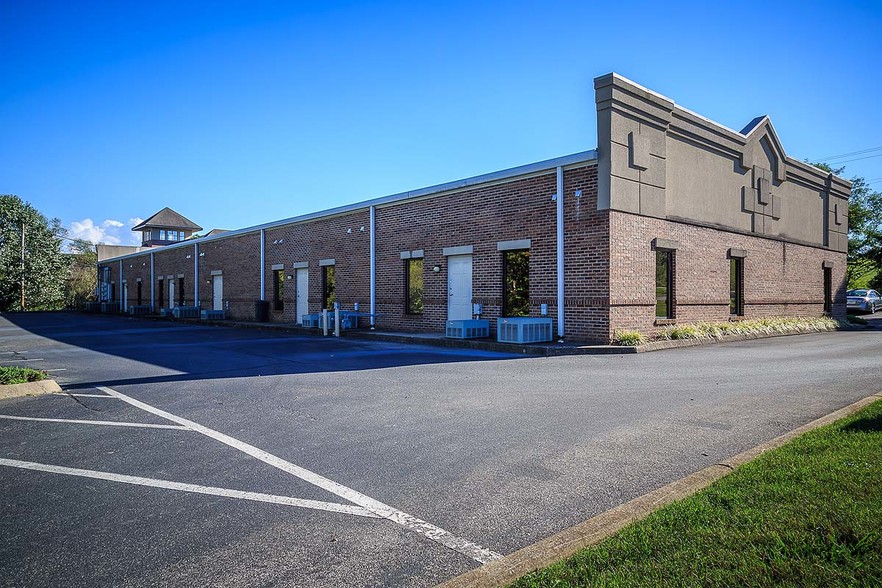 268 Christian Church Rd, Johnson City, TN for lease - Building Photo - Image 2 of 3