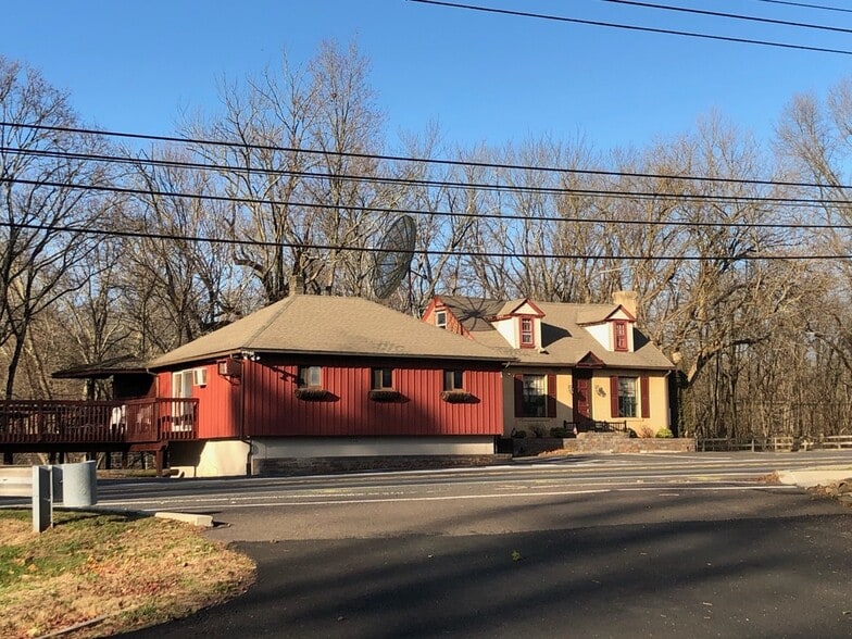 115 E Butler Ave, Chalfont, PA for sale - Building Photo - Image 1 of 1