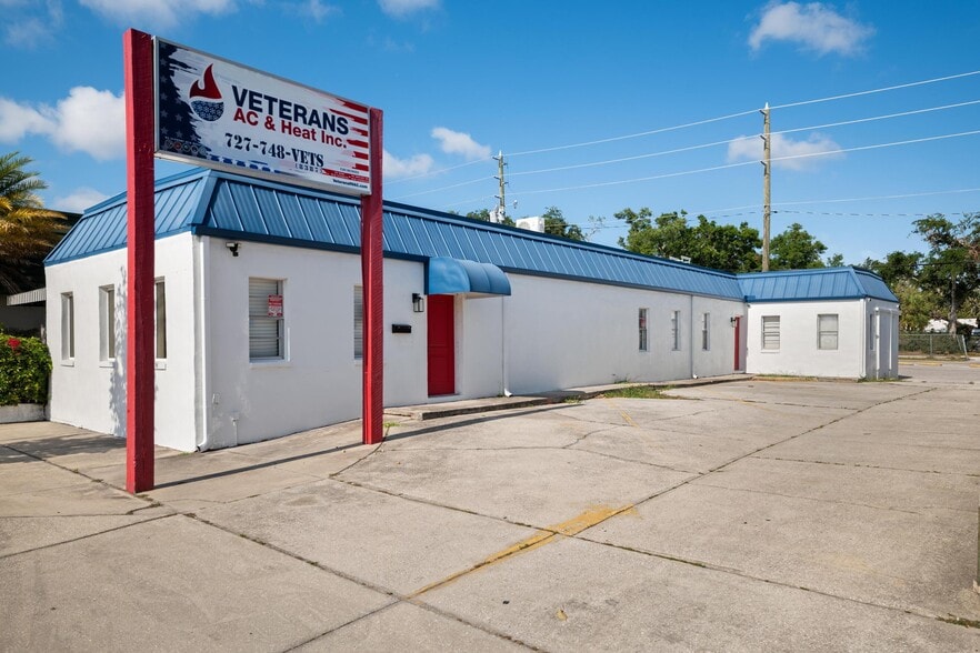 419 S Pinellas Ave, Tarpon Springs, FL for sale - Building Photo - Image 2 of 26