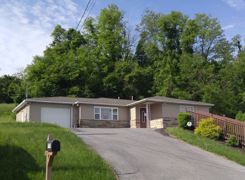 7979 Paxton St Harrisburg Pa 17111 Office For Sale Loopnet Com