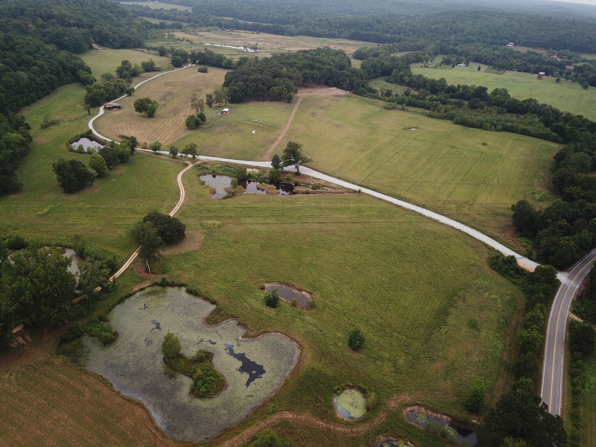 3301 Natural Bridge Rd, Waynesboro, TN for sale Primary Photo- Image 1 of 1