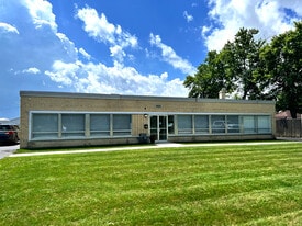 1935 Stanley St, Northbrook IL - Warehouse