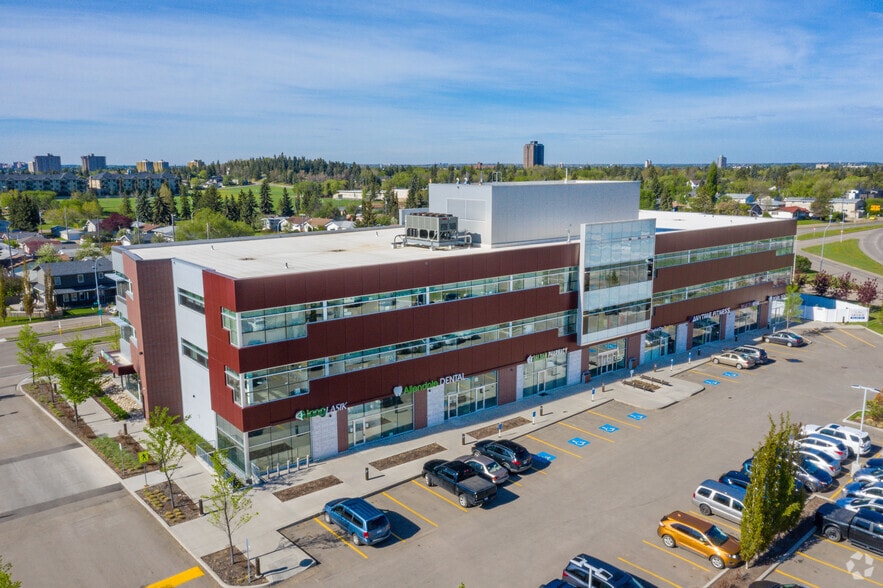 10430 61st Ave NW, Edmonton, AB for lease - Building Photo - Image 2 of 8