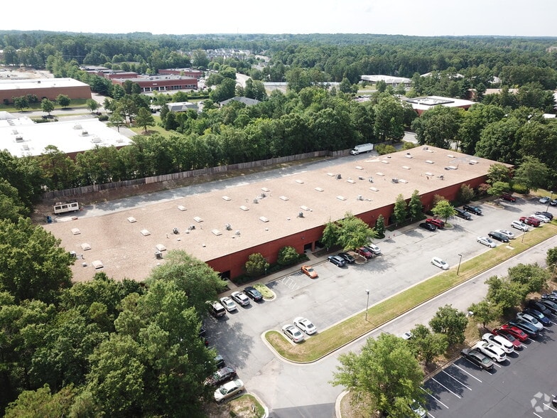 9878-9898 Mayland Dr, Richmond, VA for lease - Building Photo - Image 1 of 7