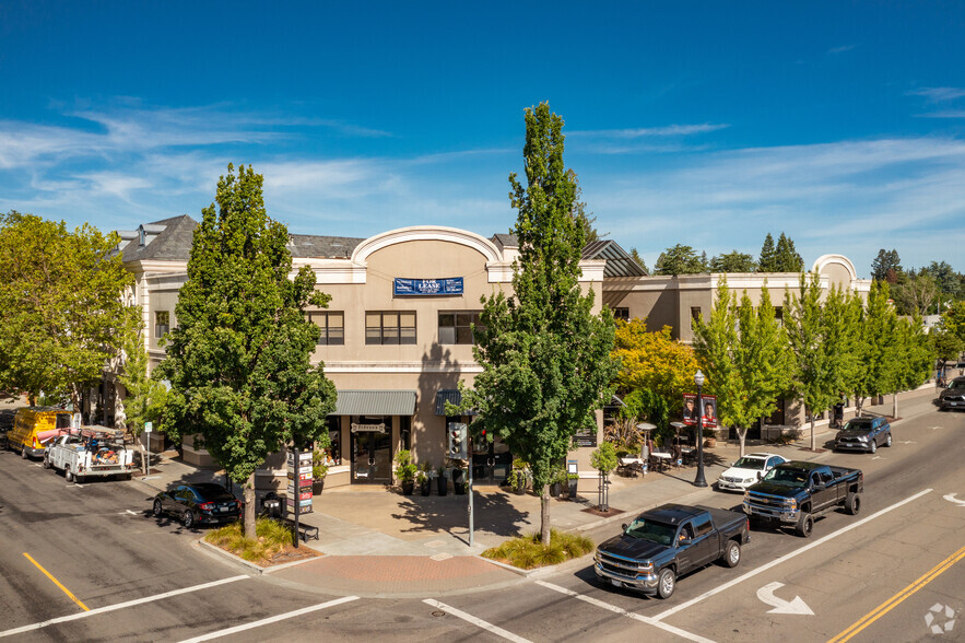 405 Healdsburg Ave, Healdsburg, CA for lease - Building Photo - Image 1 of 22