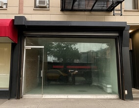 205 8th Ave, New York, NY for lease Interior Photo- Image 1 of 2