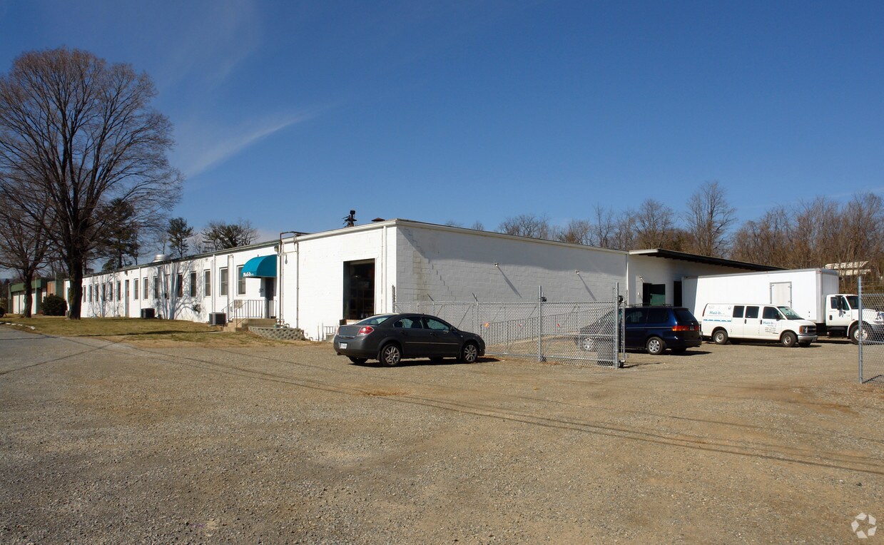 3125 Salem Tpke NW, Roanoke, VA for sale Building Photo- Image 1 of 1