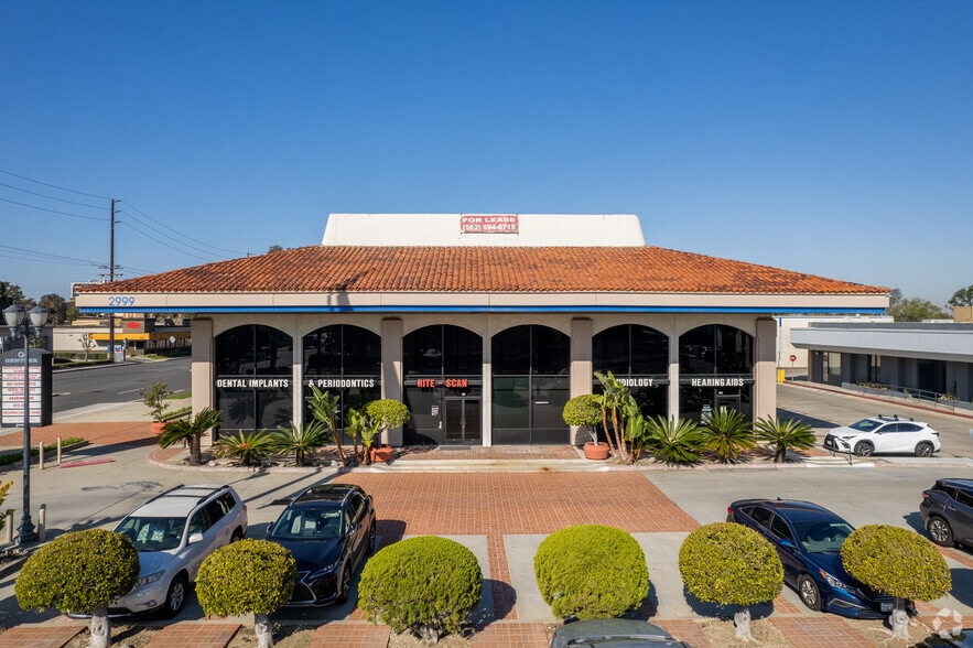 2999 Westminster Ave, Seal Beach, CA for lease - Building Photo - Image 1 of 22
