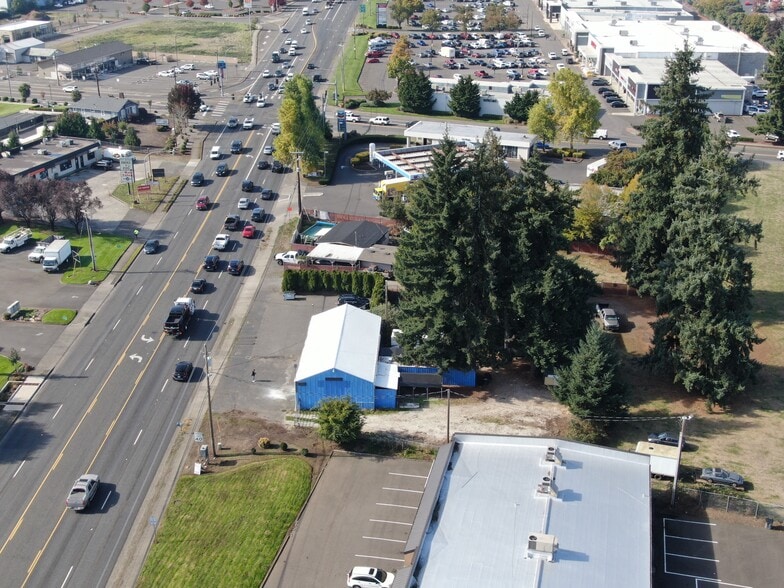 12200 NE Fourth Plain Blvd, Vancouver, WA for sale - Building Photo - Image 3 of 11