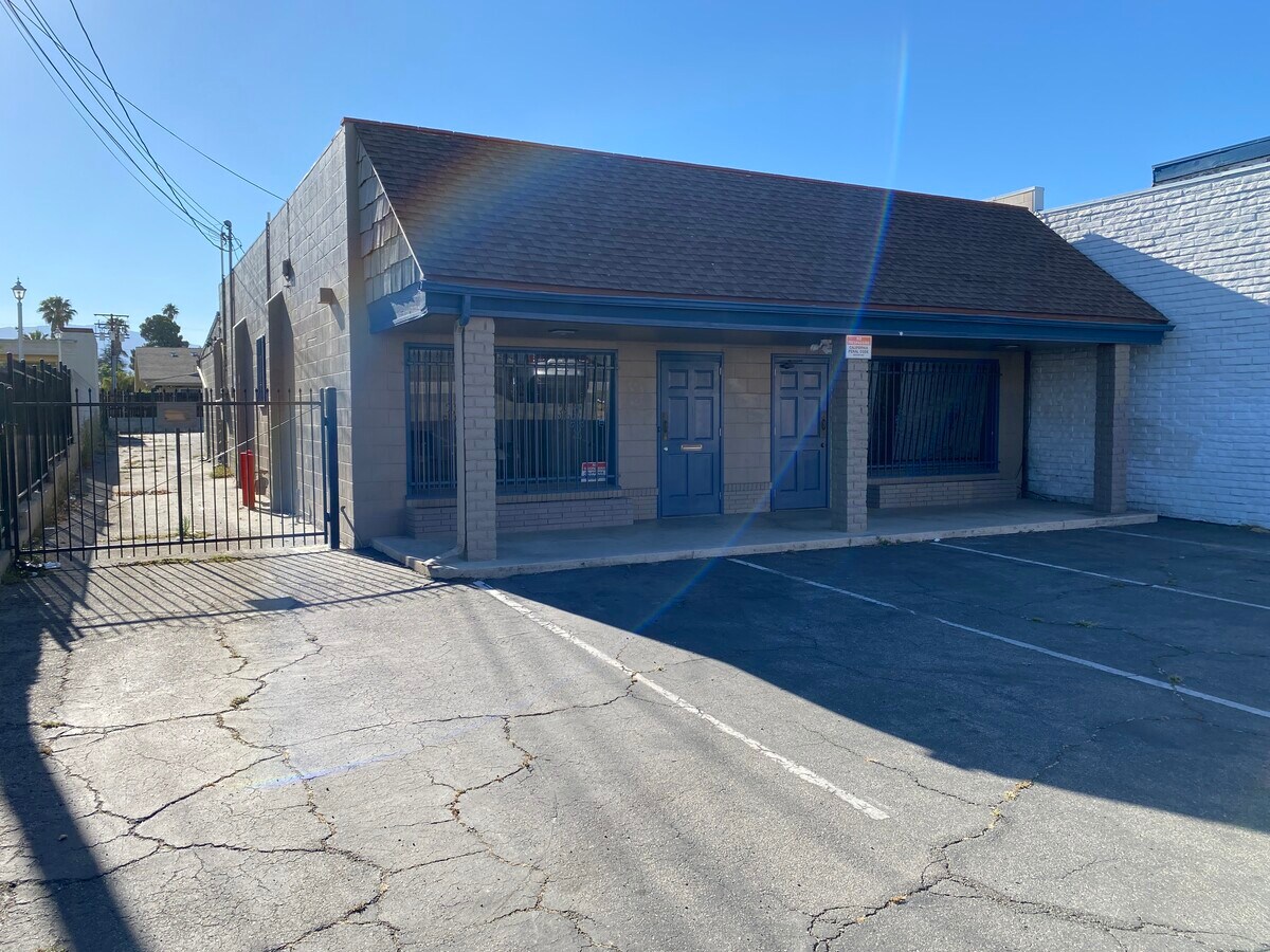 340 N San Jacinto St, Hemet, CA 92543