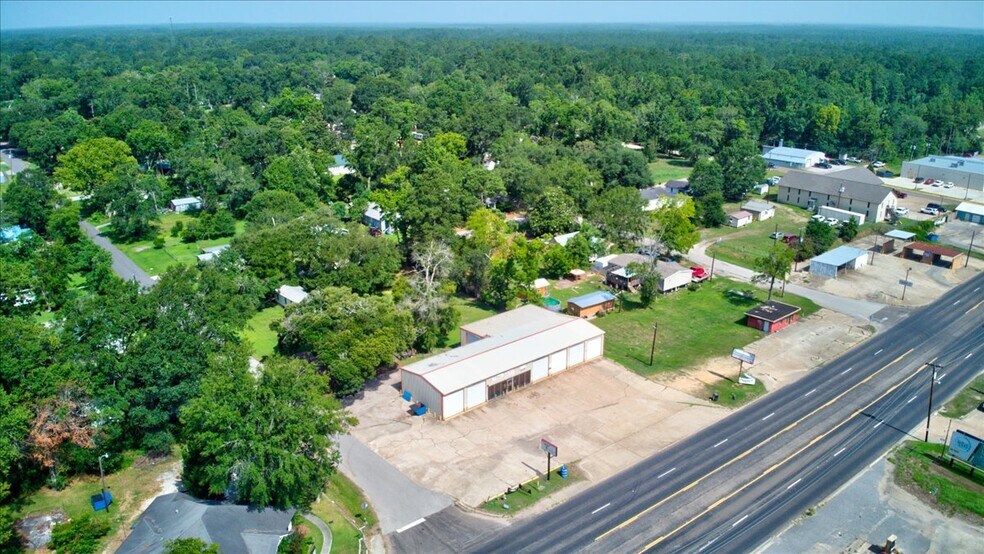 201 N Margaret Ave, Kirbyville, TX for sale - Primary Photo - Image 1 of 1