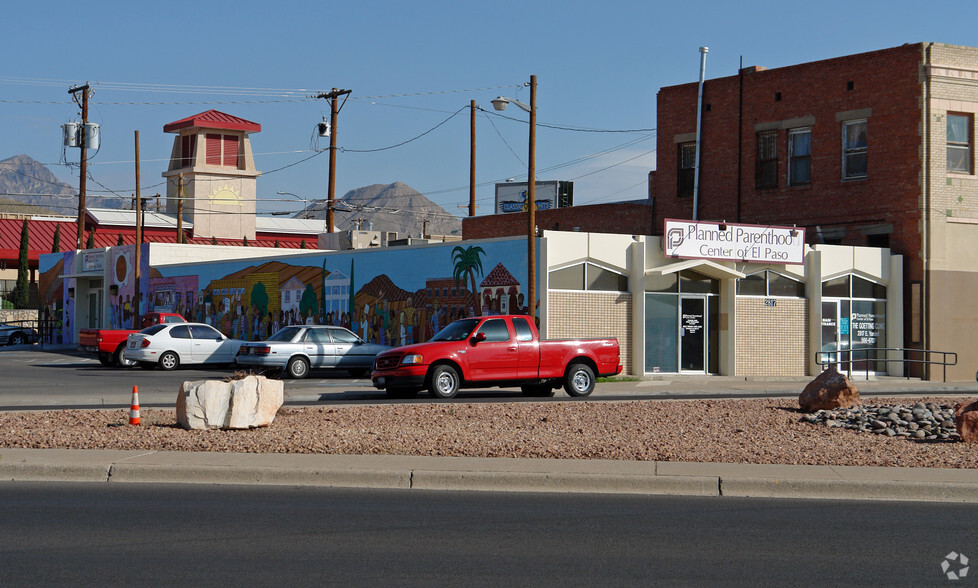 2817 E Yandell Dr, El Paso, TX for lease - Primary Photo - Image 1 of 6