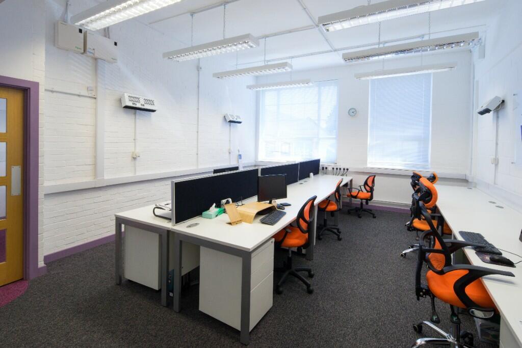 Old Shoreham Rd, Hove for lease Interior Photo- Image 1 of 9