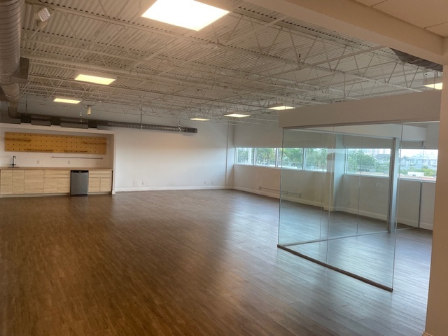 2755 E Oakland Park Blvd, Fort Lauderdale, FL for lease - Interior Photo - Image 1 of 13