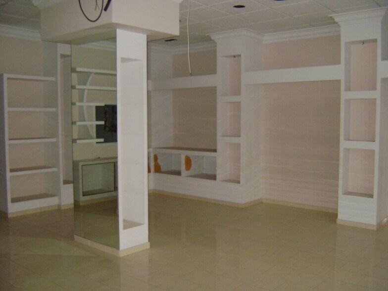Retail in El Ejido, Almería for sale - Building Photo - Image 3 of 7