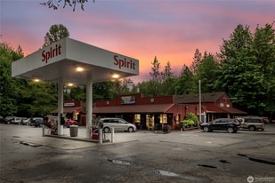 3530 NE Old Belfair Hwy, Belfair WA - Convenience Store