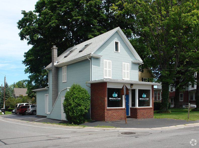 474 Ridge Rd, Webster, NY for sale - Primary Photo - Image 1 of 1