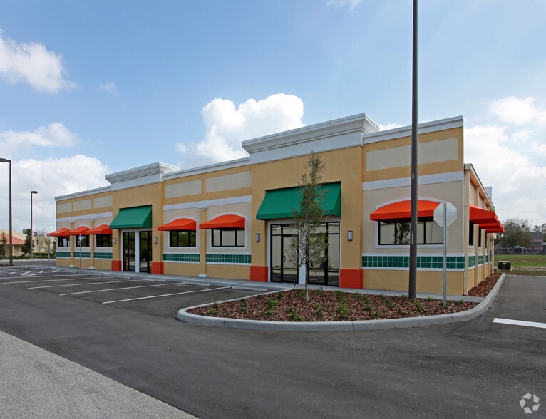 220 Alafaya Woods Blvd, Oviedo, FL 32765