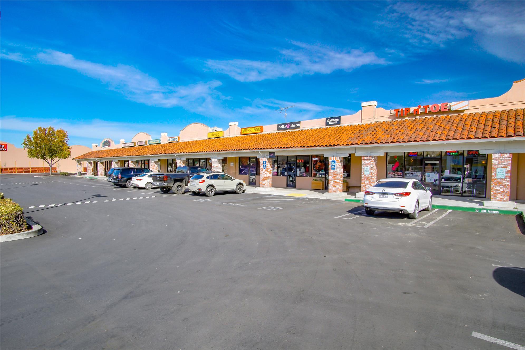 1699-1725 Airline Hwy, Hollister, CA 95023 - Heritage Plaza | LoopNet.com