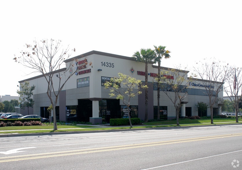 14335-14345 Pipeline Ave, Chino, CA for lease - Building Photo - Image 1 of 9