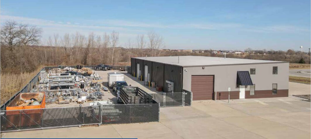 11120 Industrial Cir, Peculiar, MO for sale Building Photo- Image 1 of 1