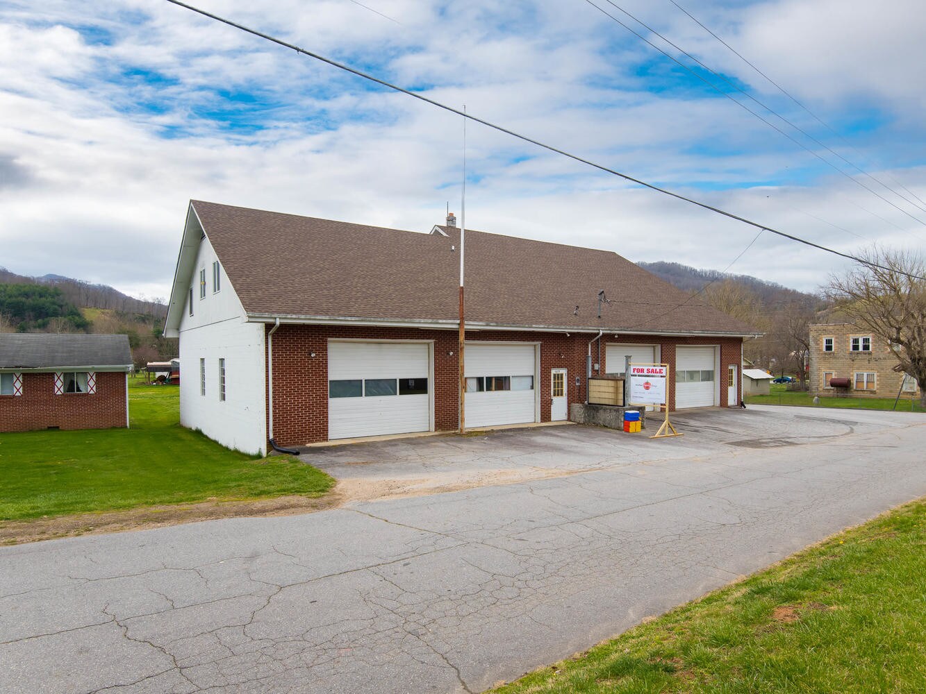 1679 Barnardsville Hwy, Barnardsville, NC 28709