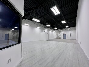 5410-5430 NW 33rd Ave, Fort Lauderdale, FL for lease Interior Photo- Image 2 of 11