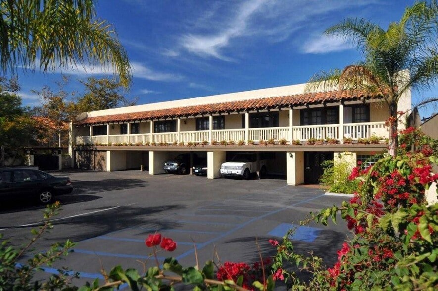 3920-3940 Hortensia St, San Diego, CA for sale - Building Photo - Image 2 of 15