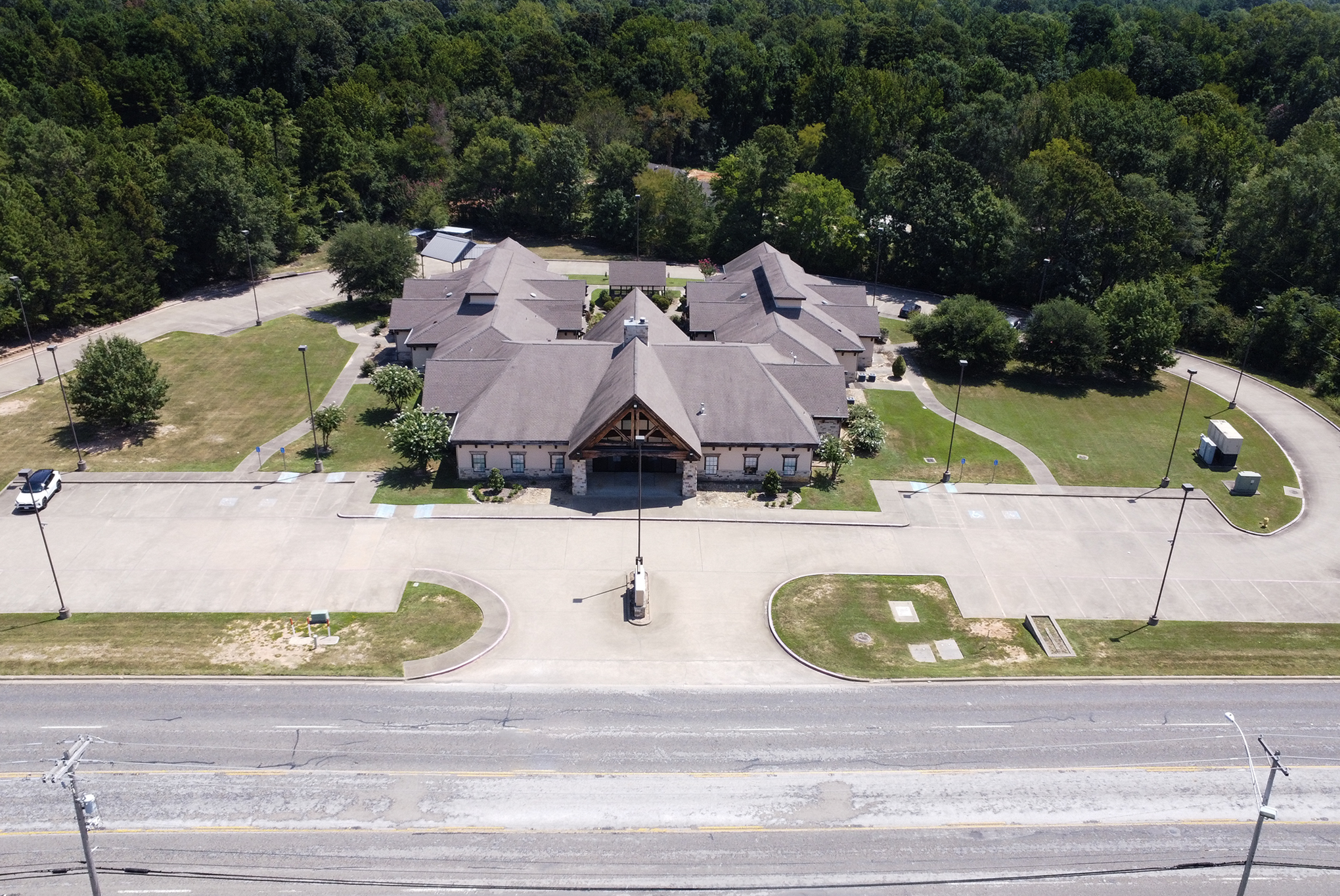 5016 Gilmer Rd, Longview, TX for sale Building Photo- Image 1 of 1