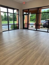 19970-19976 S Tamiami Trl, Estero, FL for lease Interior Photo- Image 1 of 4