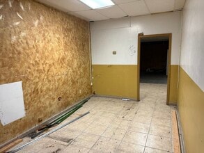 903-909 E Skagway Ave, Tampa, FL for lease Building Photo- Image 1 of 4