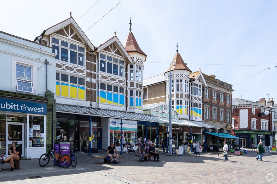 The Arcade, Bognor Regis for lease - Building Photo - Image 3 of 5
