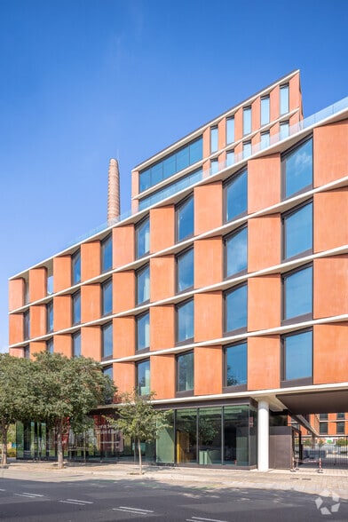 Carrer de Cristóbal de Moura, 115-125, Barcelona, Barcelona for lease - Building Photo - Image 2 of 5