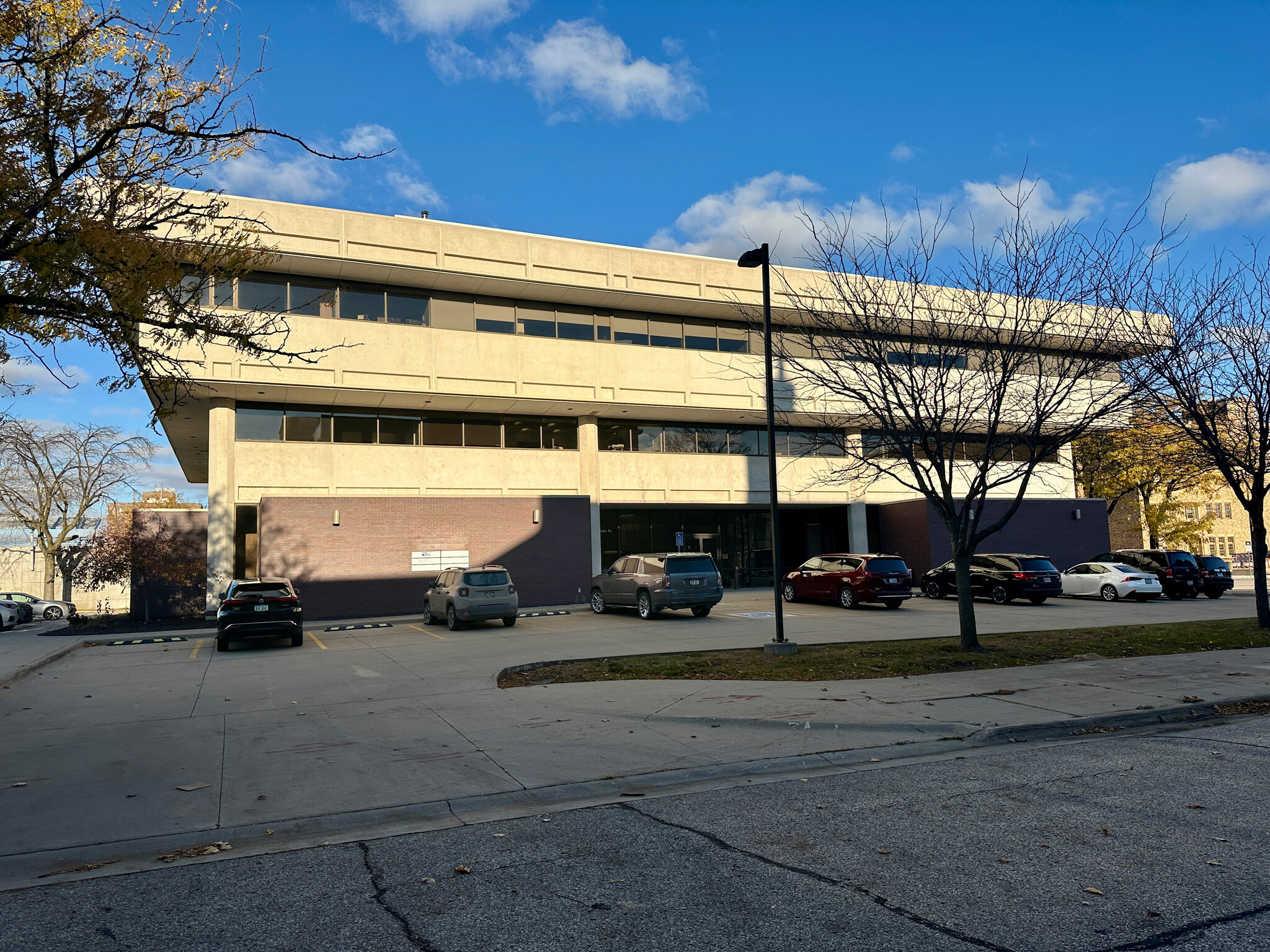 425 Cedar St, Waterloo, IA for sale Building Photo- Image 1 of 4