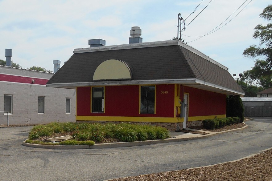 3648 S Division Ave, Grand Rapids, MI for sale - Building Photo - Image 1 of 1