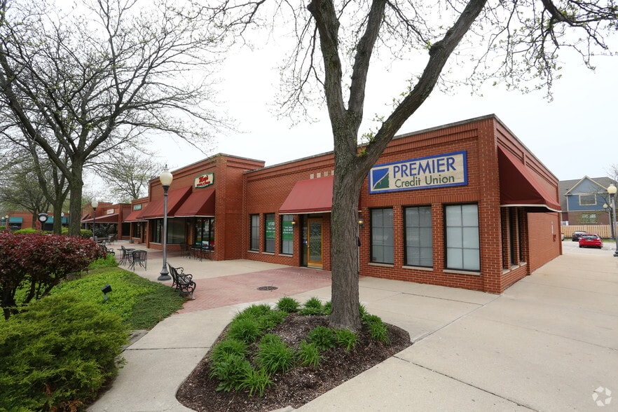 10-50 W Schaumburg Rd, Schaumburg, IL for lease - Building Photo - Image 3 of 6