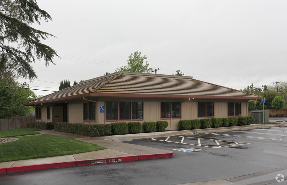 1098 Melody Ln, Roseville, CA for lease - Building Photo - Image 1 of 9