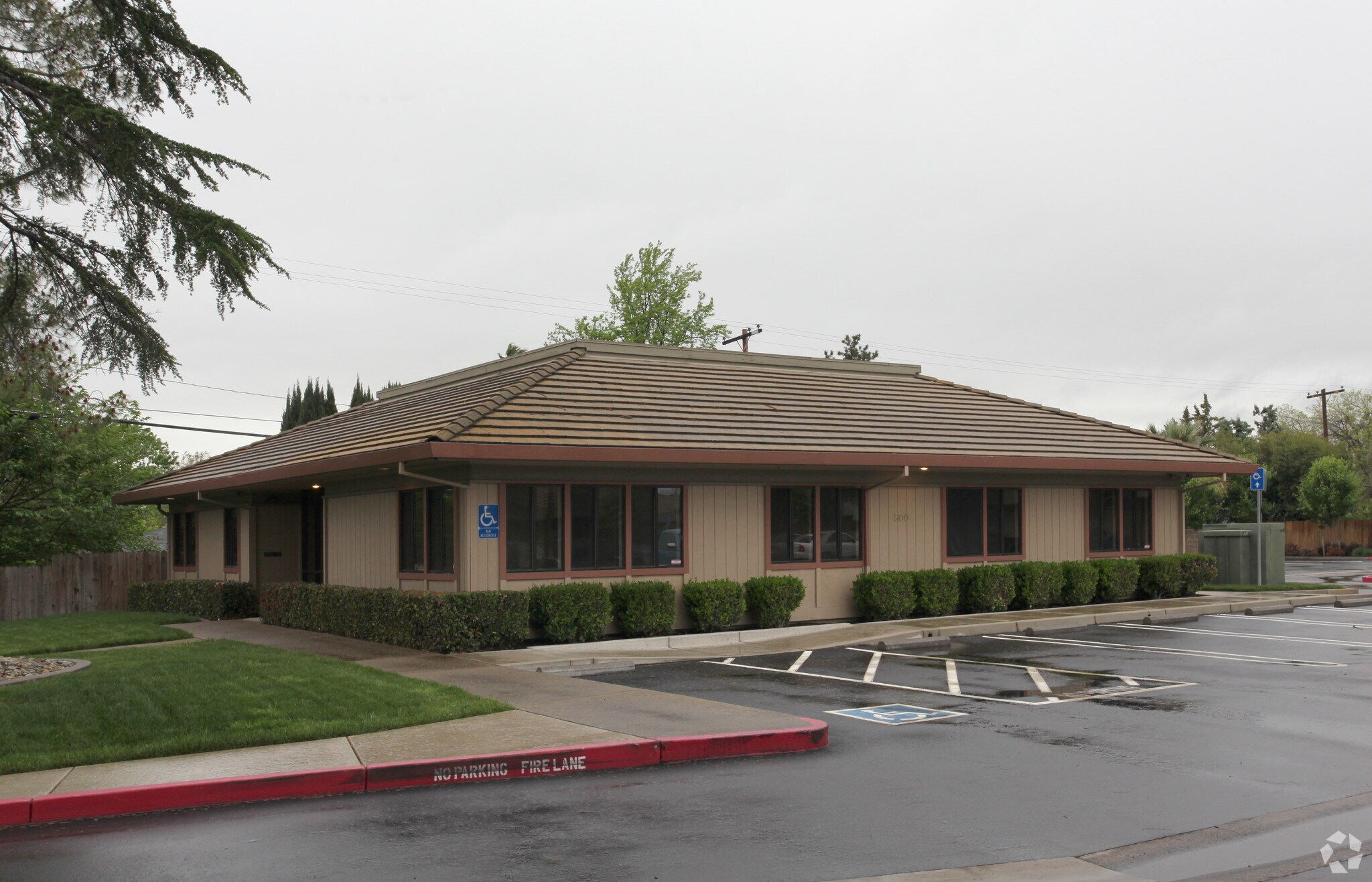 1098 Melody Ln, Roseville, CA for lease Building Photo- Image 1 of 10