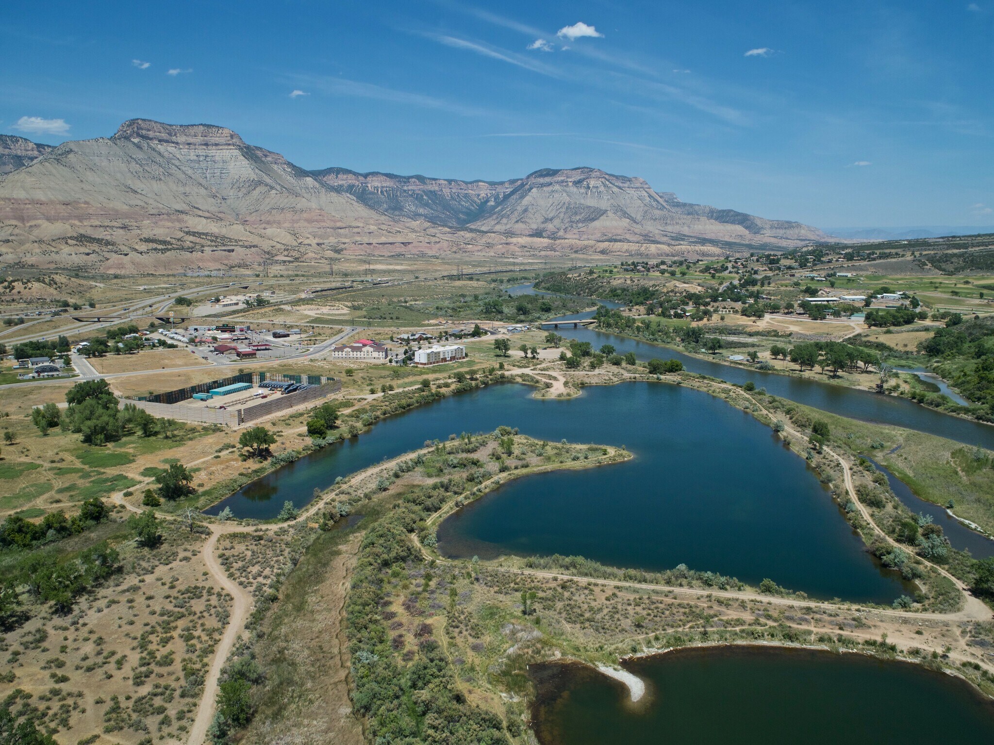 31 Spring Lake Blvd, Parachute, CO for sale Primary Photo- Image 1 of 1