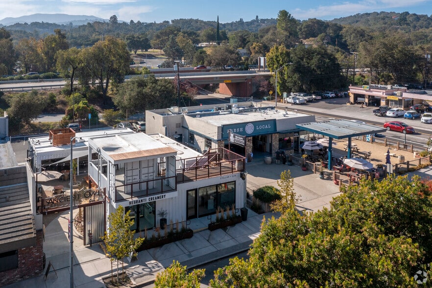 6090 El Camino Real, Atascadero, CA for lease - Aerial - Image 2 of 3