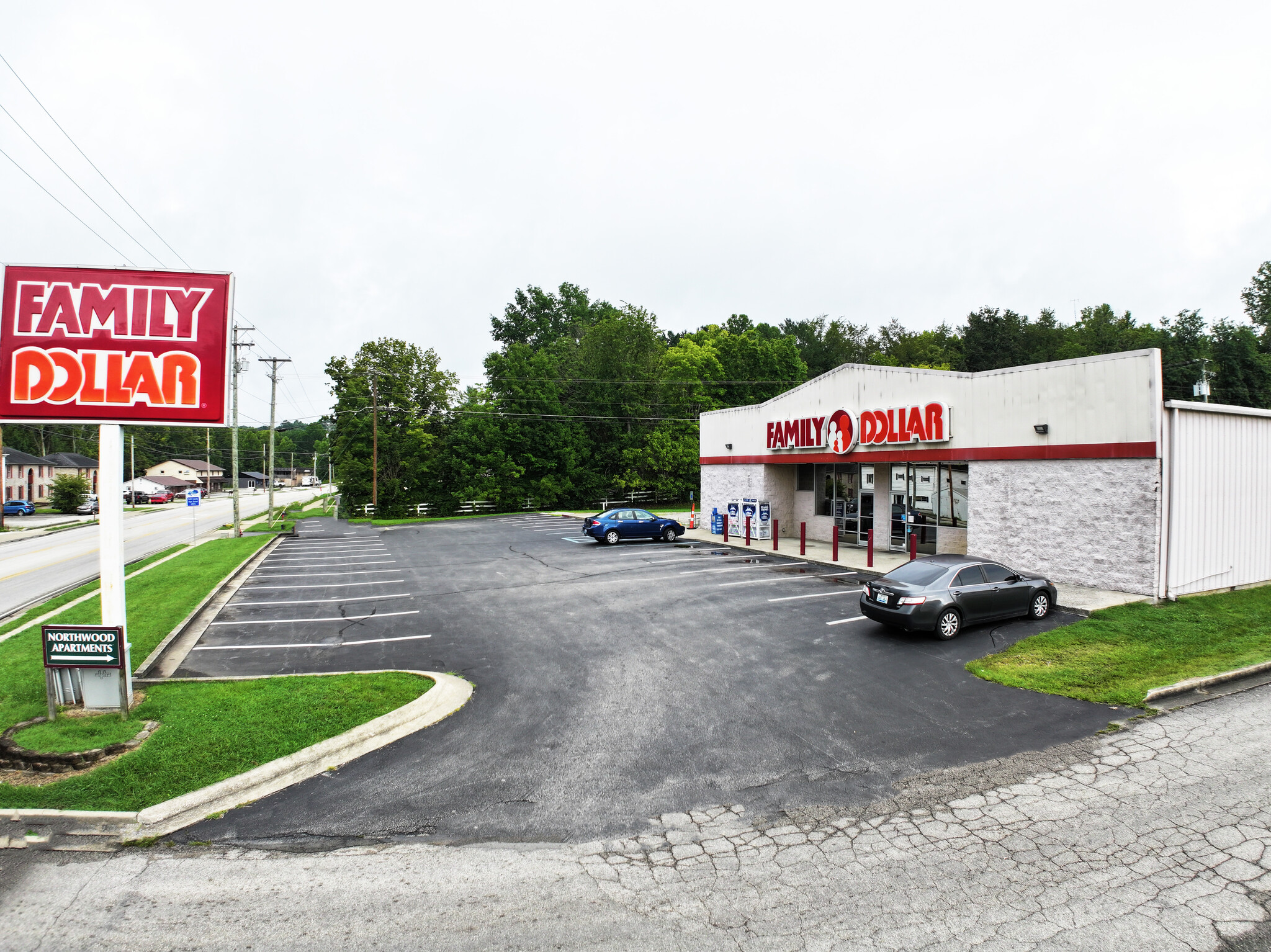 1016 Winchester Rd, Irvine, KY for lease Building Photo- Image 1 of 24