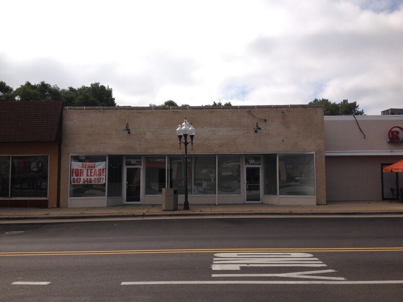 7 E Grand Ave, Fox Lake, IL for sale - Primary Photo - Image 1 of 1