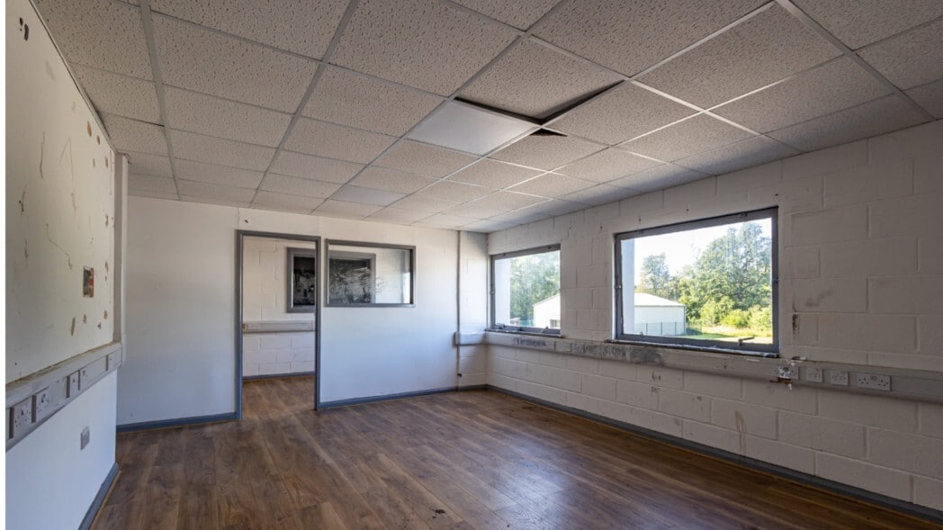 Abenbury Way, Wrexham for lease Interior Photo- Image 1 of 3