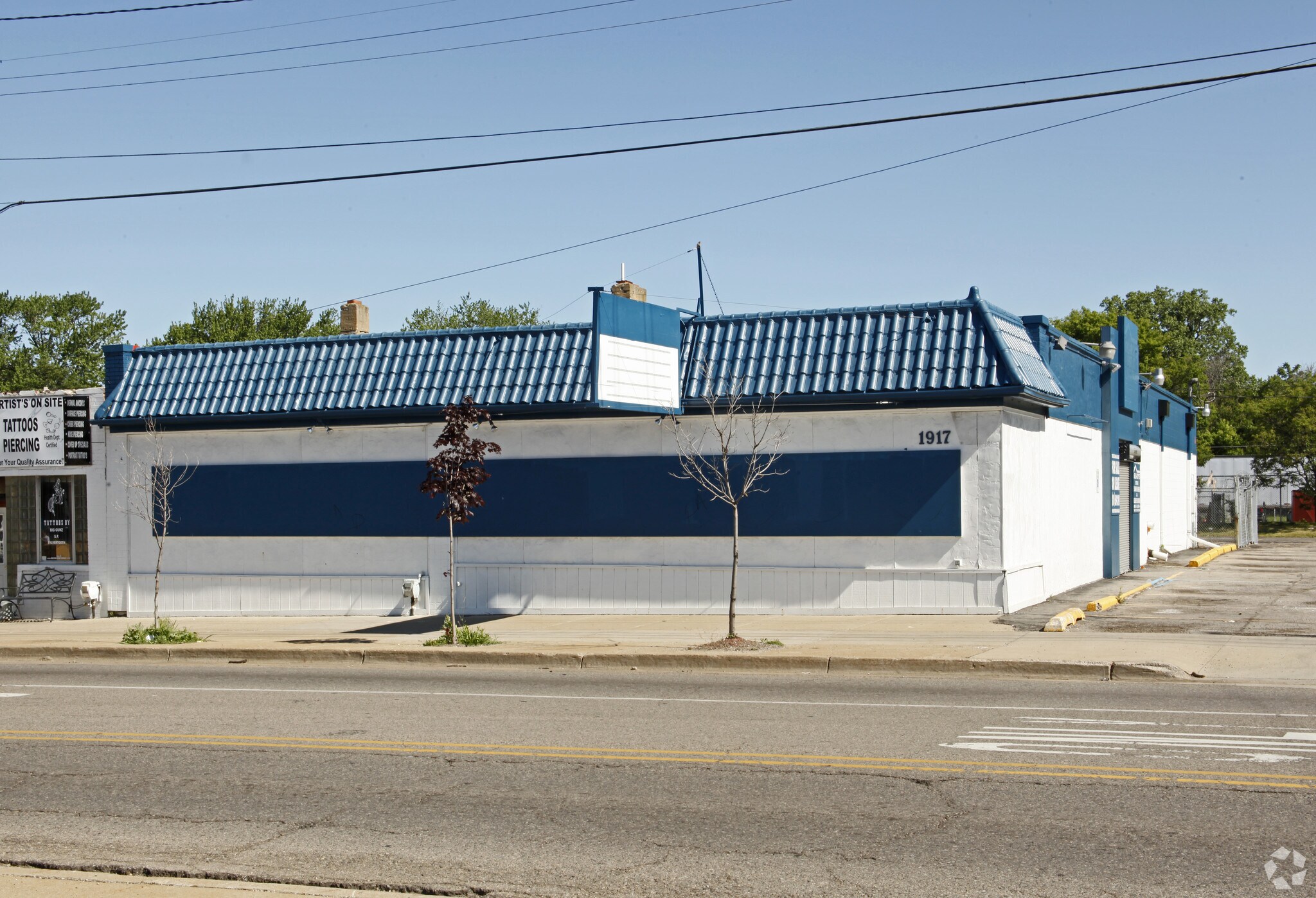 1917 Davison Rd, Flint, MI for sale Primary Photo- Image 1 of 1