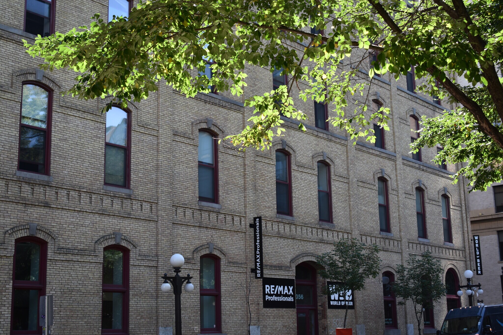 350 Sibley St, Saint Paul, MN 55101 Straus Loft Apartments